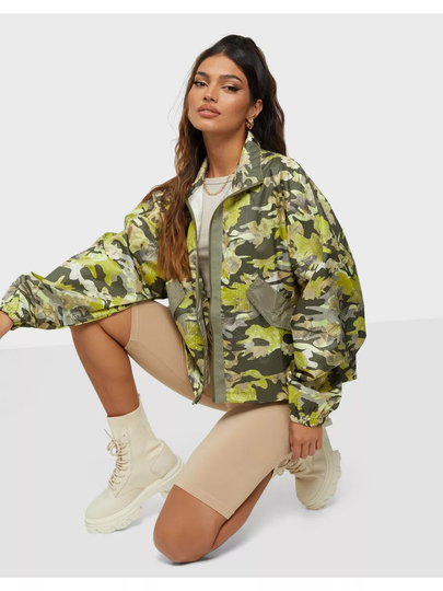 Nike W Nsw Wvn Aop Jkt P&G Khaki