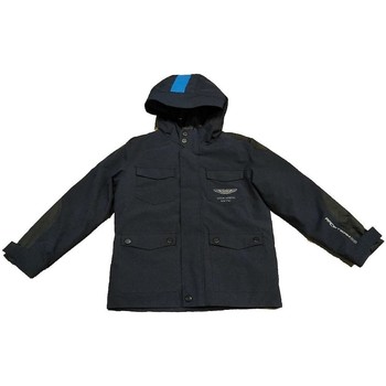 Takit Hackett - 10 vuotta