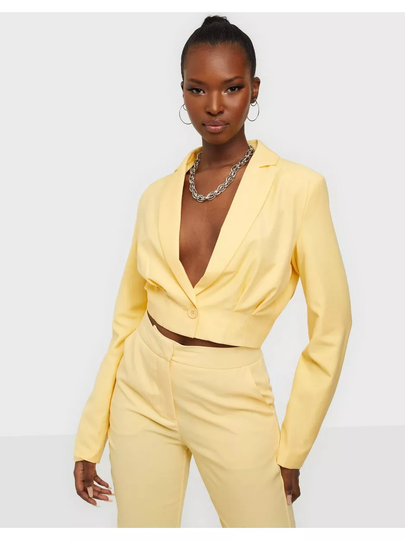NLY Trend Easy Cropped Blazer Vaaleankeltainen