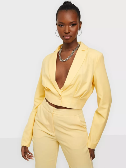 NLY Trend - Takit - Vaaleankeltainen - Easy Cropped Blazer - Takit
