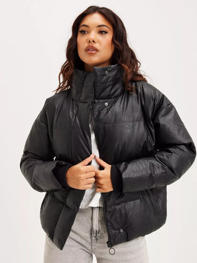 Sisters Point - Puffer-takit - Black - Dyva-Jacket - Takit