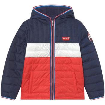 Takit Levis - 6 vuotta