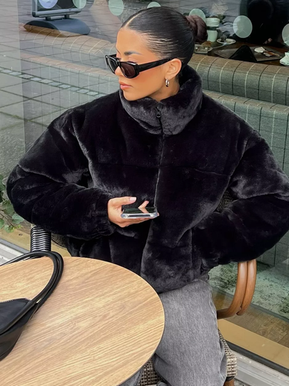 NLY Trend - Turkistakit - Musta - Padded Fur Jacket - Takit